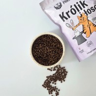 Karma sucha dla kota PAKA ZWIERZAKA królik i łosoś 400 g - Paka Zwierzaka Karma i Smaczki